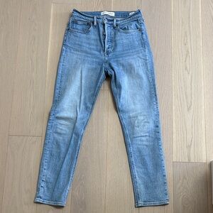 Aritzia Classic Blue Jeans Yoko High Slim Denim Forum